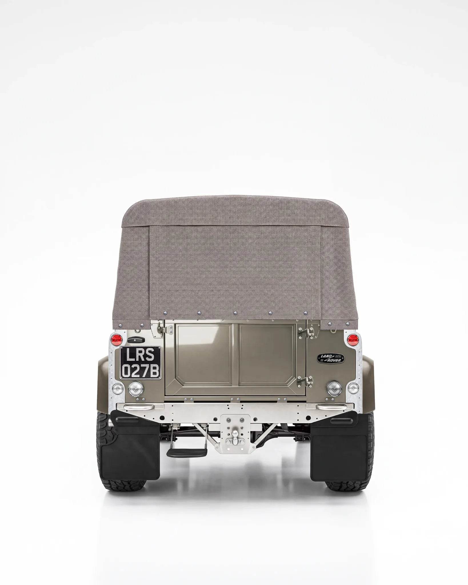 Rear view of the Arden Green Defender 90 design